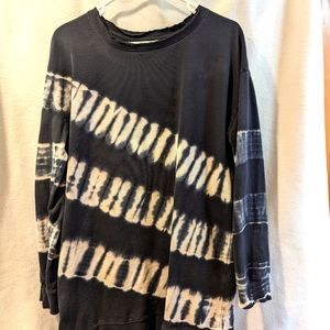 Distressed organic cotton Yes And sweatshirt in grey and cream